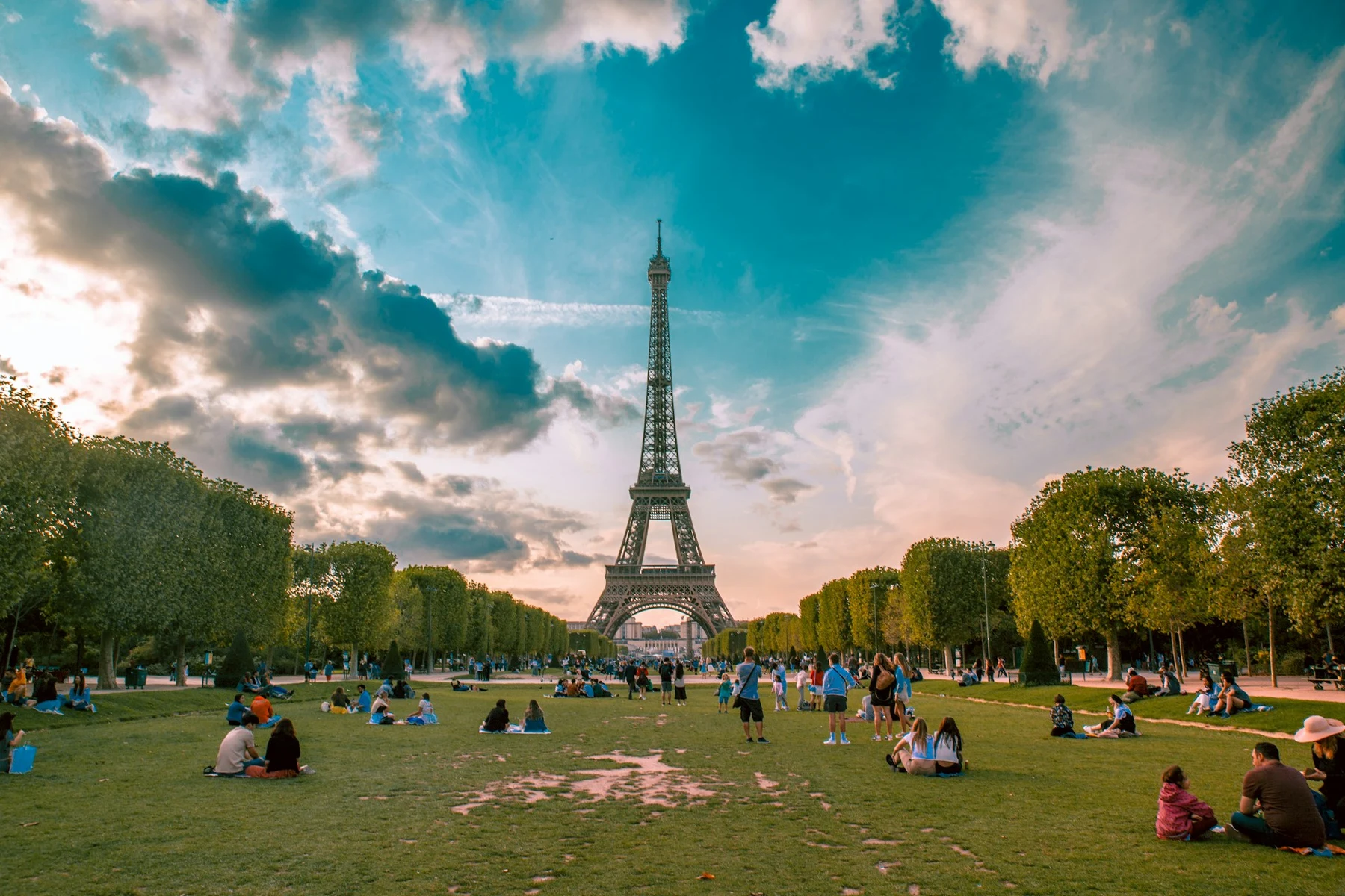 🗼 La Torre Eiffel (París): Visita la Dama de Hierro