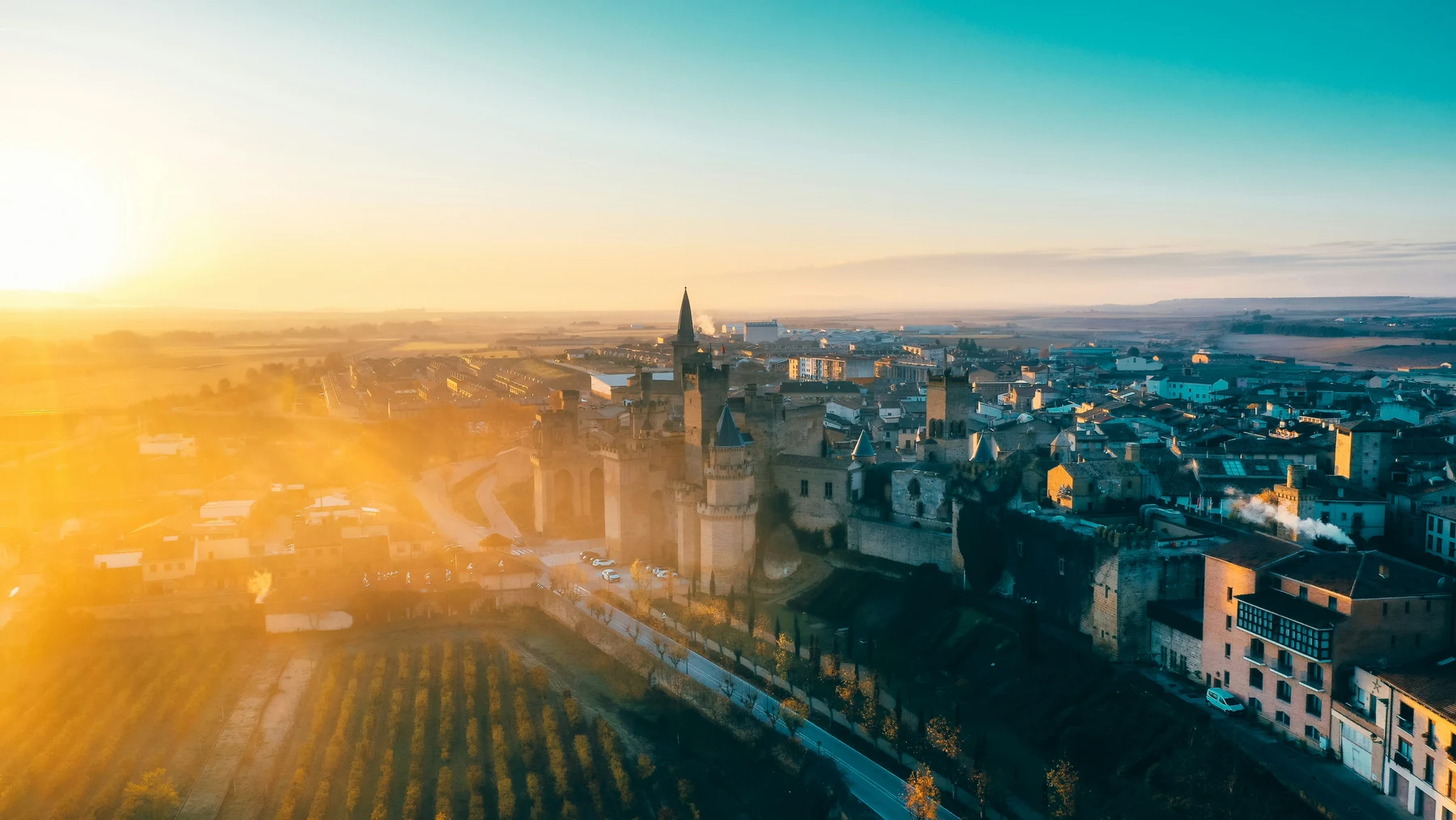 🏰 Viaje a la Edad Media: Los 5 pueblos amurallados más bonitos de España