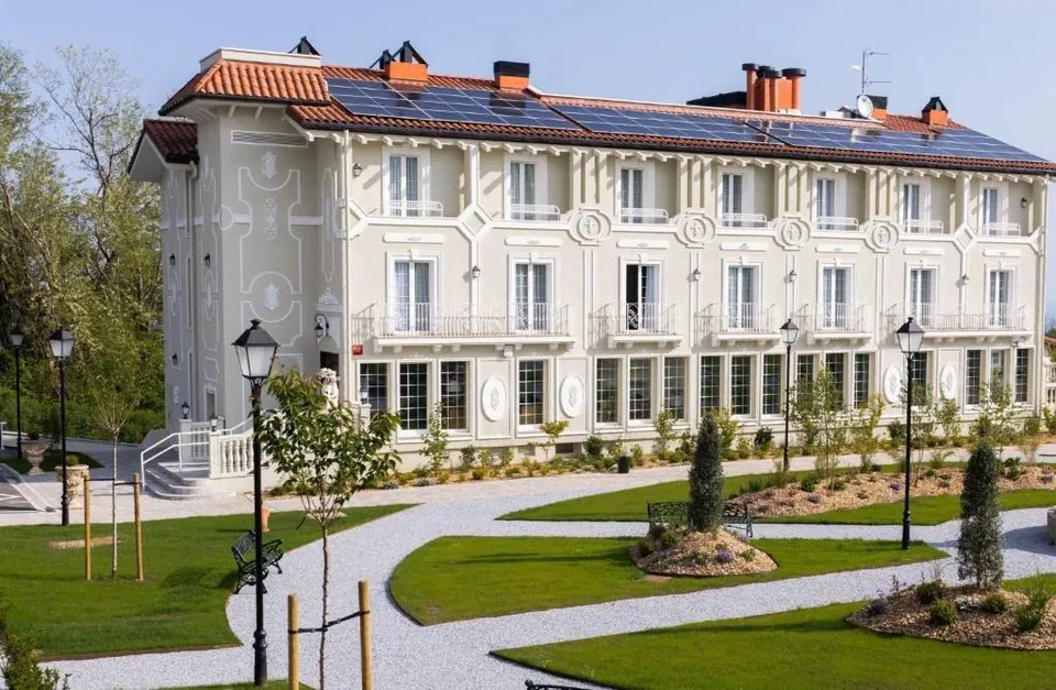 🏙️ San Sebastian: Hotel 4* + Desayuno + Spa
