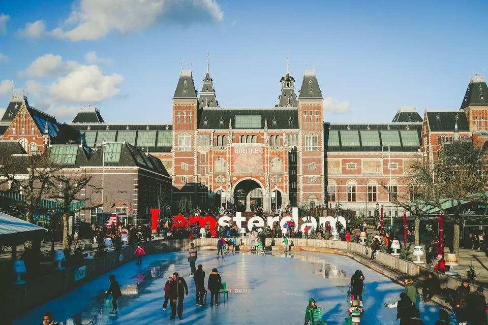 🌷 Ámsterdam: Vuelos I/V + 3 Noches en Hotel 4★