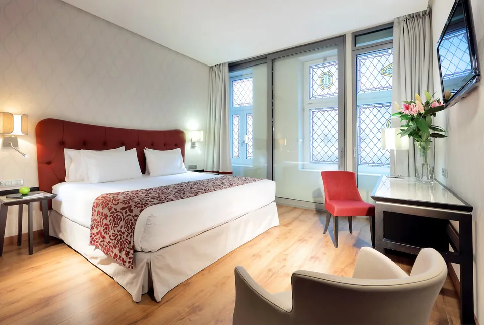 🏛️ Madrid: Noche en Hotel 4★ a 5 minutos de la Plaza Mayor