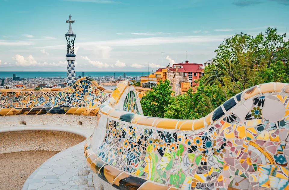 🦎 Barcelona: 2 Noches + Hotel 4*