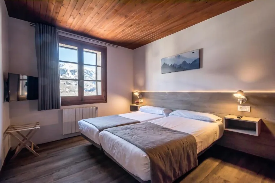🏔️ Salardú: 4 Noches + Hotel 2* + Desayuno