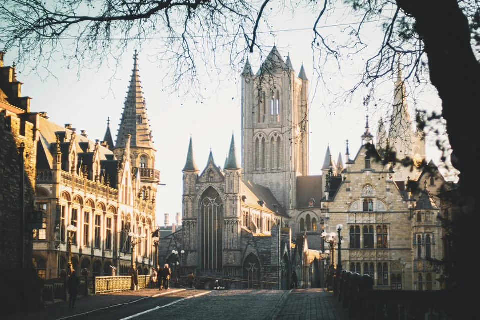 🧇 Bélgica: 6 días a Tu Aire 🚗 + Hoteles + Vuelos