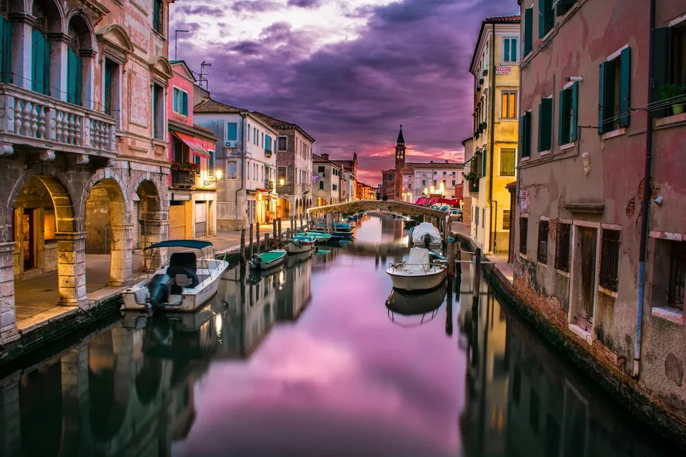 🎭️ Mercado Navideño en Venecia: 2 Noches + Desayunos + Vuelos