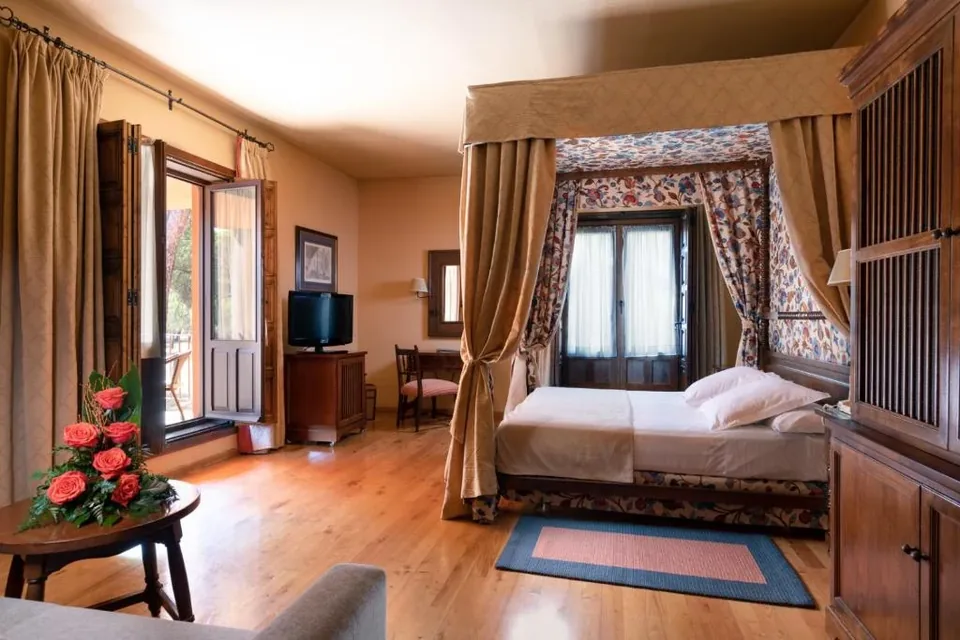 🐖 Tordesillas: Hotel 4* + Desayuno + Spa