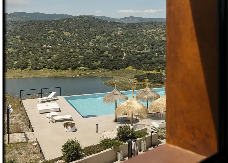 💎​¡Lujazo rural de 5⭐️en un hotel boutique con piscina infinita!