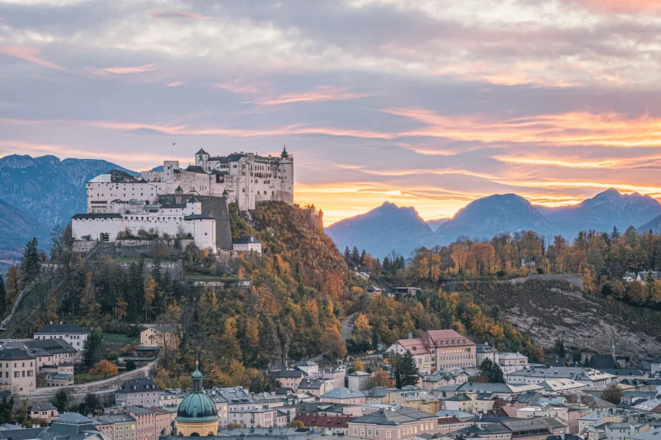 🧀 Austria: 10 Días a tu aire 🚗 + Hoteles + Vuelos