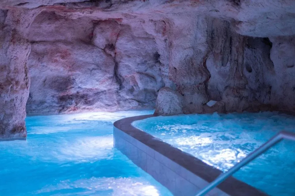 🧖‍♀️ ¡Escapada termal de lujo en Cantabria!