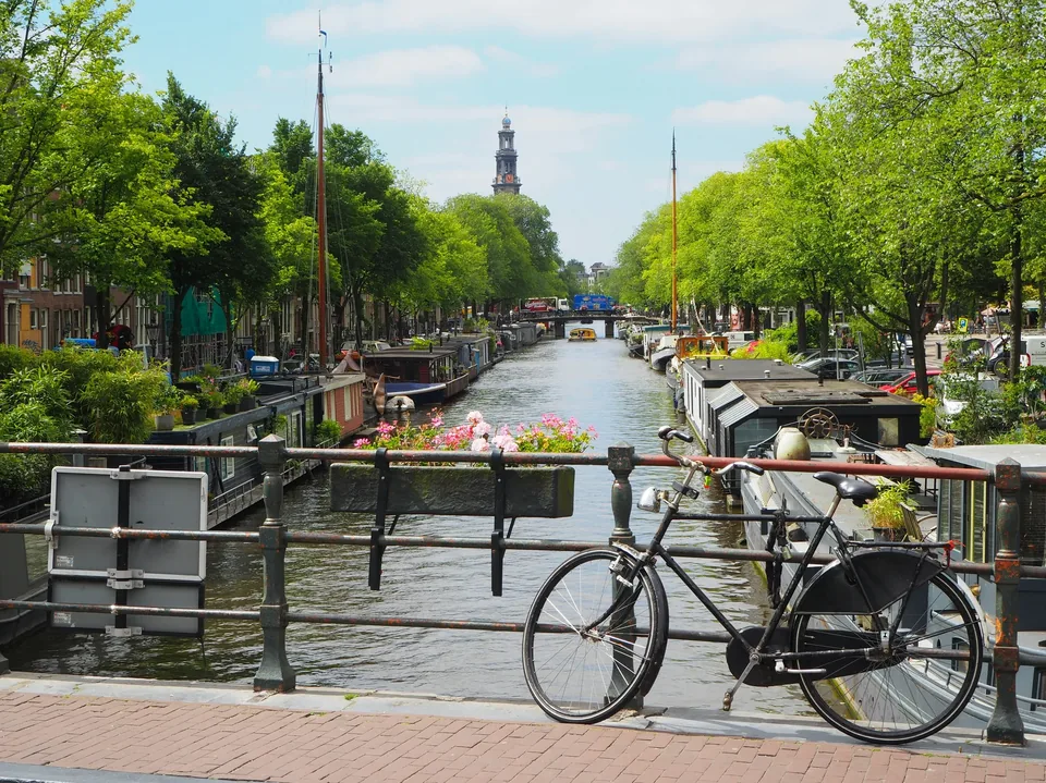 🌷 Ámsterdam: Vuelos I/V + 3 Noches en Hotel 4★