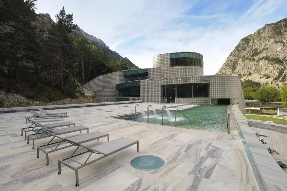 🏔️ Escapada de Relax en el Balneario de Panticosa