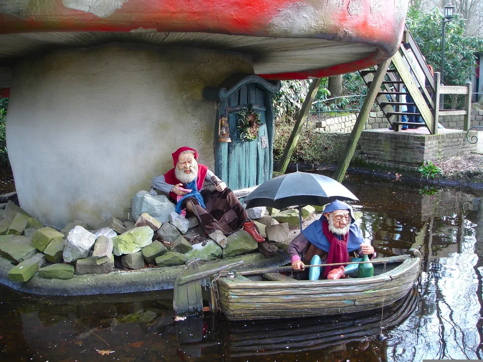 🧚 Ruta mágica por Ámsterdam y el Parque Efteling durante 6 días 🚗