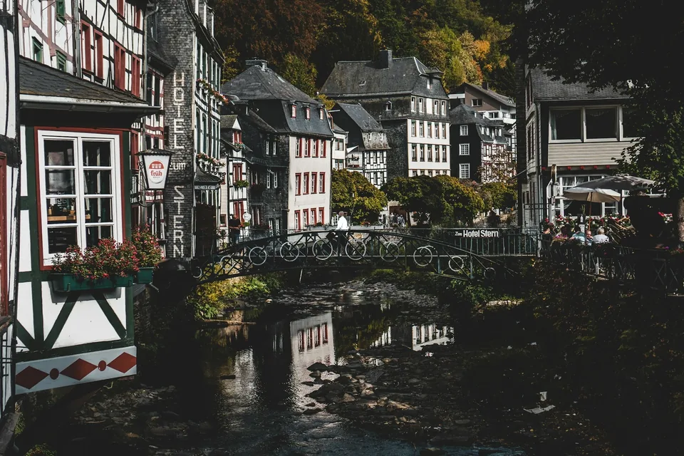 🌲 Hotelazo 4* con Piscina en el Pueblo Más Bonito de Alemania