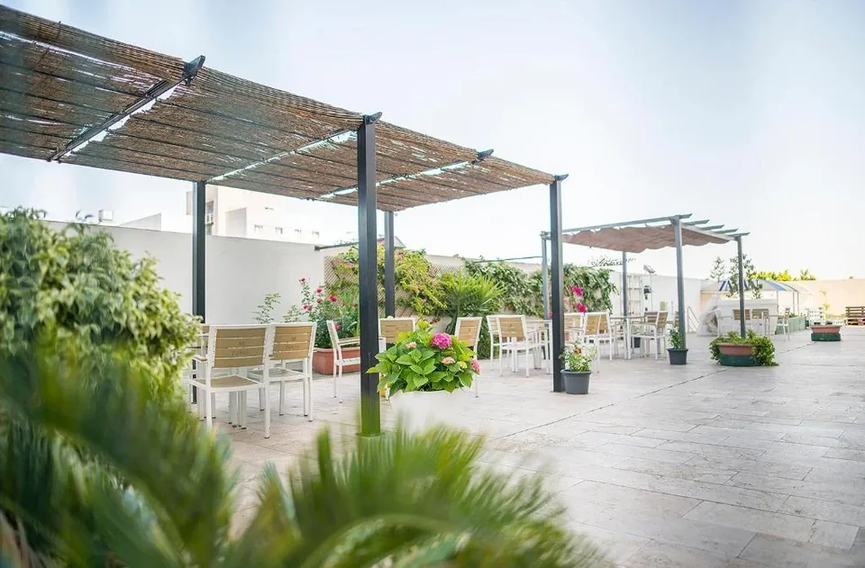 🐬 Valencia: Hotel 4* + Desayuno + Oceanogràfic