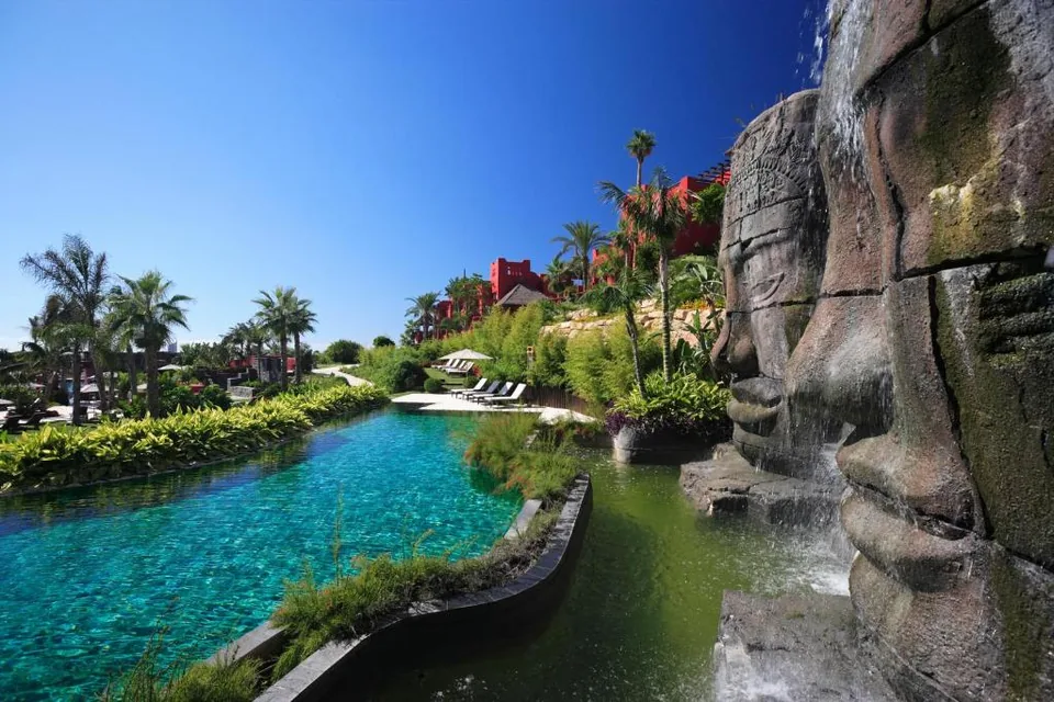 🌺 Espectacular Resort de Lujo Asiático en Alicante