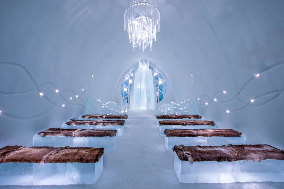 🧊 El Primer Hotel de Hielo del Mundo