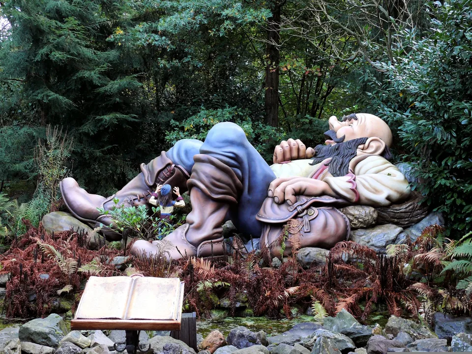 🧚 Ruta mágica por Ámsterdam y el Parque Efteling durante 6 días 🚗