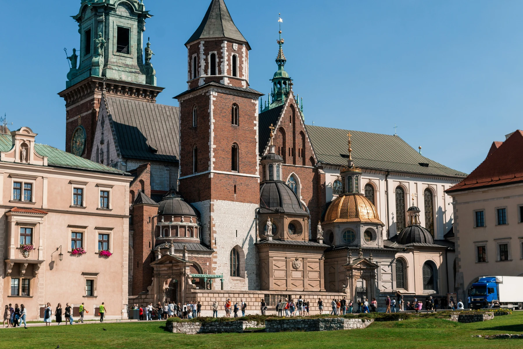 🇵🇱🏰 Escapada de 7 días a Cracovia y Varsovia ✈️