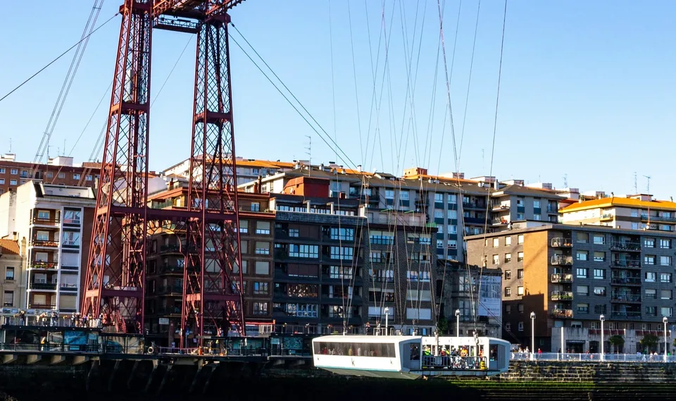 ⚓ Portugalete: Noche en Hotel Boutique 4★ junto al Puente Colgante