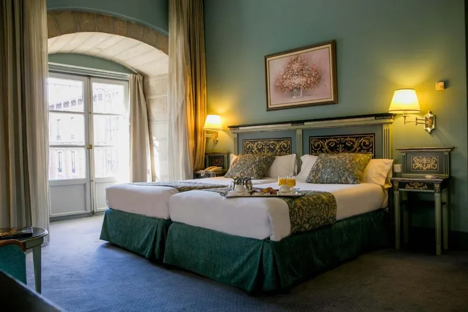 🏨 Ávila: Hotel 4* + Media Pensión + Cava