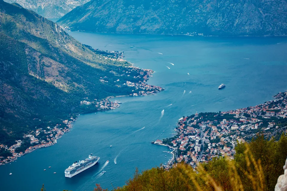 🇲🇪⚓ ¡Descubre Montenegro! Escapada de 4 días a Tivat 🌊