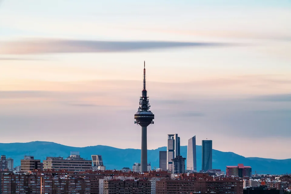 ⭐️Madrid: Fin de Semana en Noviembre o Diciembre