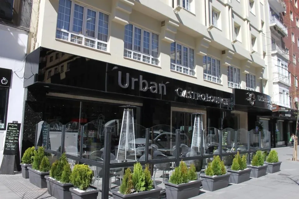 🏙️ Hotelazo 4* en pleno centro de Granada