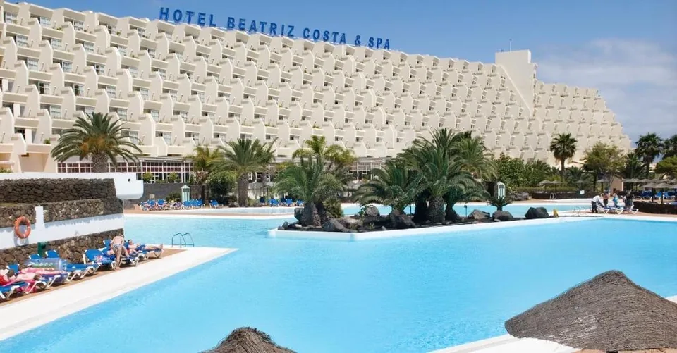 🌞 Lanzarote: 3 Noches en Hotel 4* + Vuelos