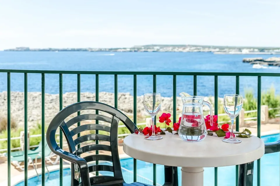 🏝️ Menorca: 3 Noches en Apartamentazo + Vuelos