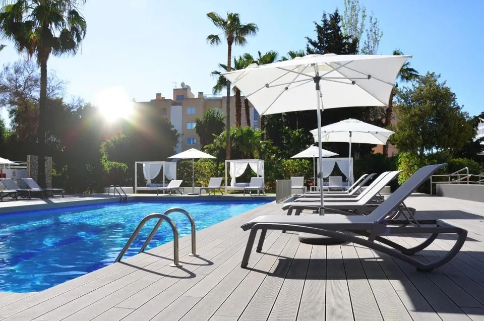 🌞 Ibiza: 3 Noches en Apartamentos 3* + Vuelos