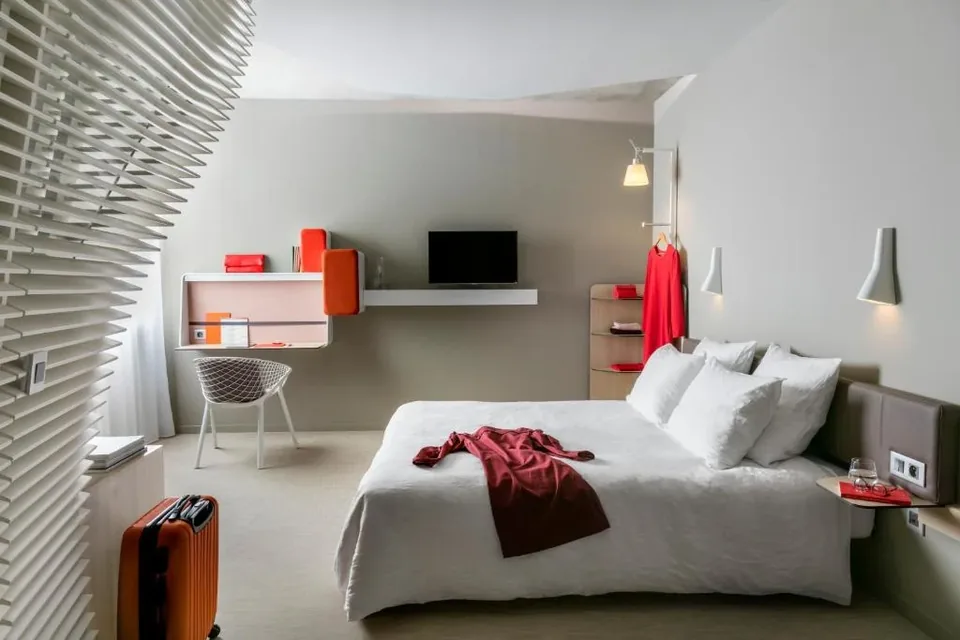 FR 🏖️ Bayona: Hotel 4* + Desayuno + Sauna + Detalle de Bienvenida