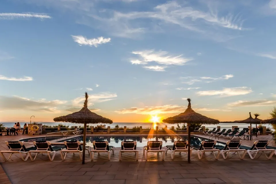 🏝️ Menorca: 3 Noches en Apartamentazo + Vuelos