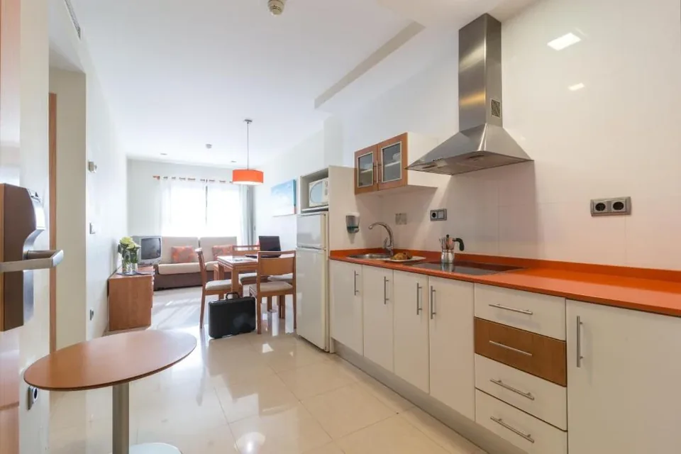 🦩 Noche + Cava en Aparthotel a un Paso del Mar Menor