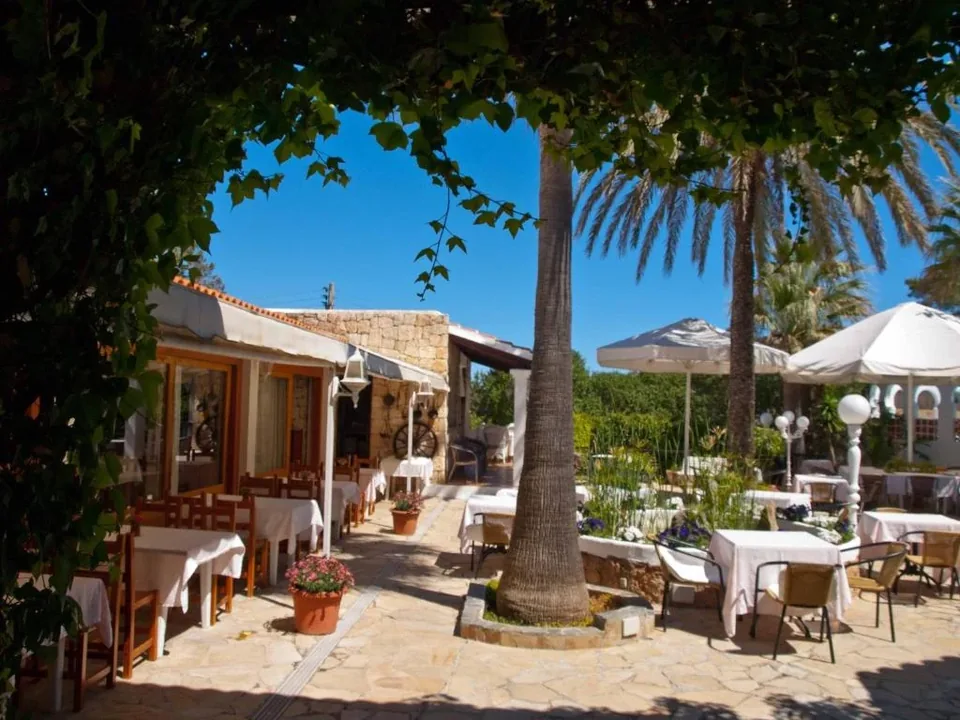 🏝️Ibiza en Septiembre: 2 Noches + Vuelos