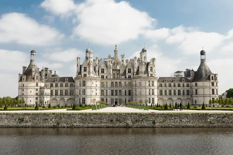 🏰 Francia: 8 Días Circuito Senior+60 + Hoteles + Vuelos