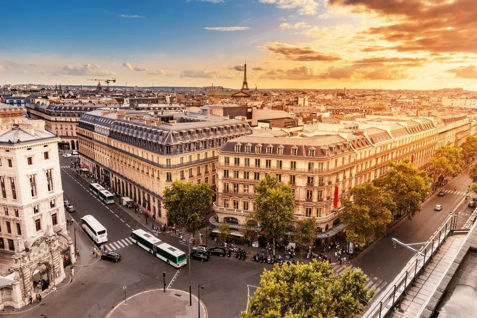 ⚔️¡Márcate un finde diferente en París con los galos más famosos!