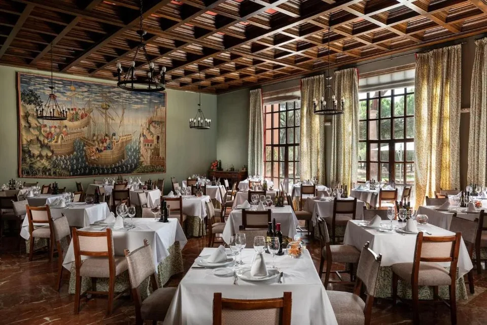 🐖 Tordesillas: Hotel 4* + Desayuno + Spa
