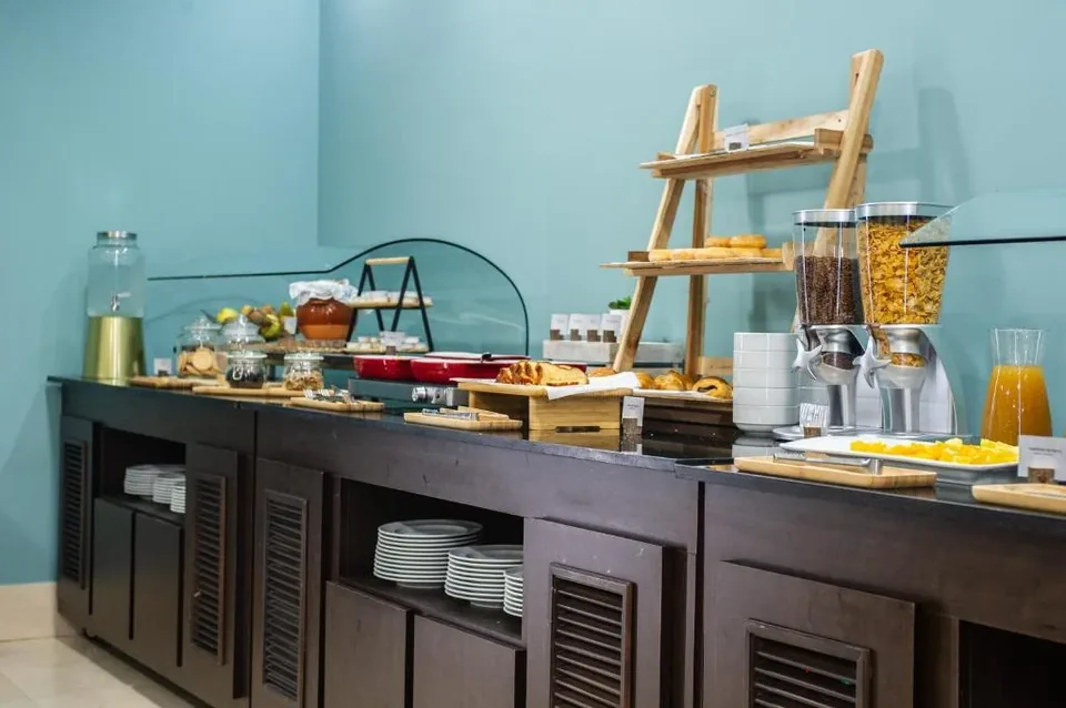 🏙️ Pamplona: Hotel 4* + Desayuno + Detalle Romántico