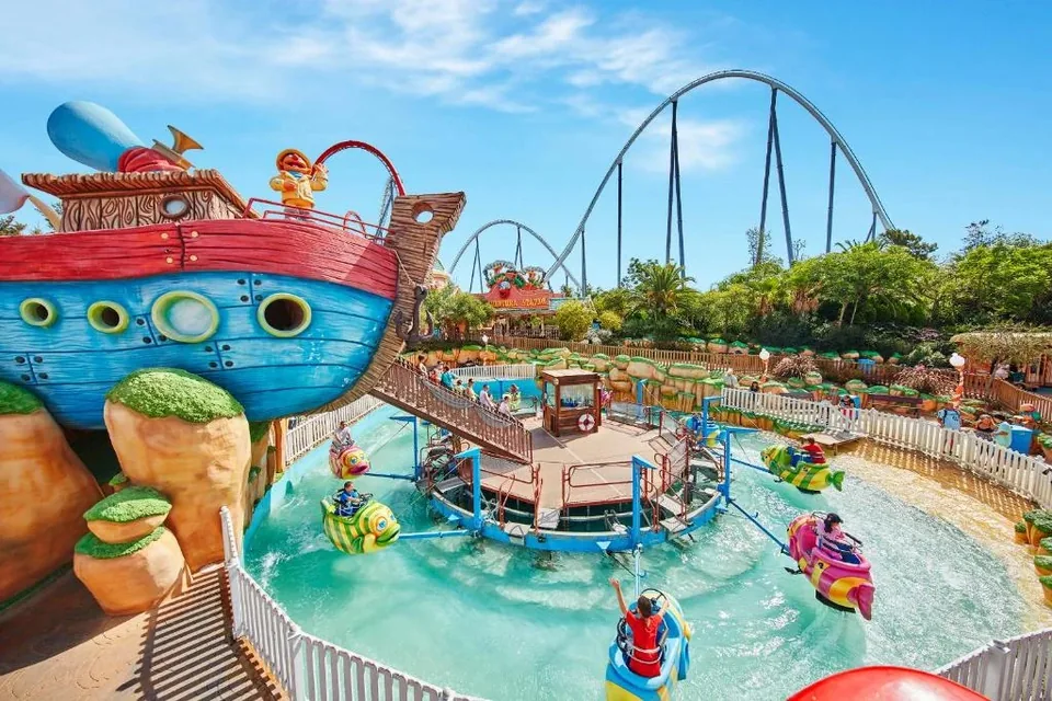 🎢 PortAventura ¡Pack Hotelazo en el Parque + Entradas!