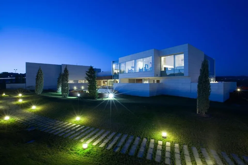 🏨 Lleida: Hotel 5* + Desayuno + Spa Detalle de Bienvenida