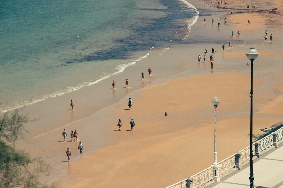 🌊 San Sebastián: Noche en Hotel 4★ en El Antiguo