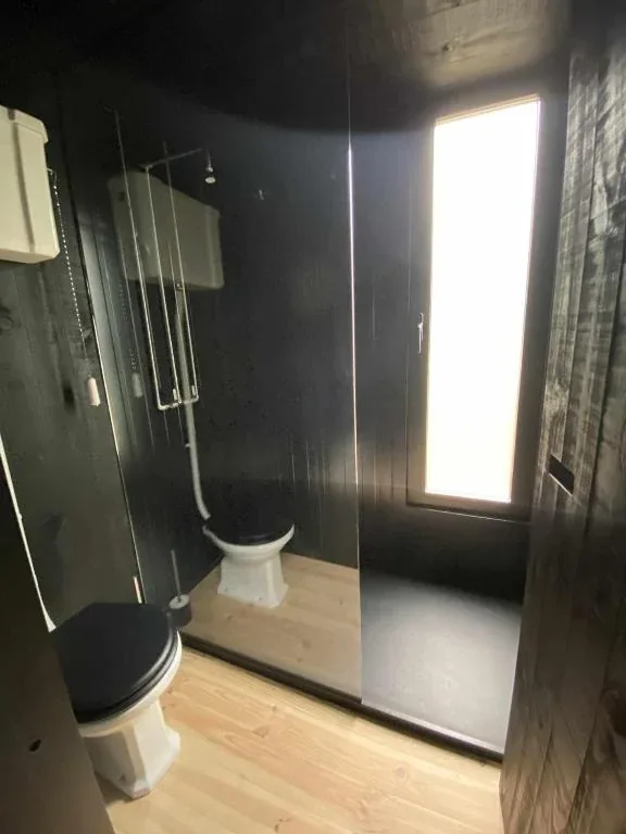 🌲 Galicia: Cabañas de Diseño + Desayuno Incluido
