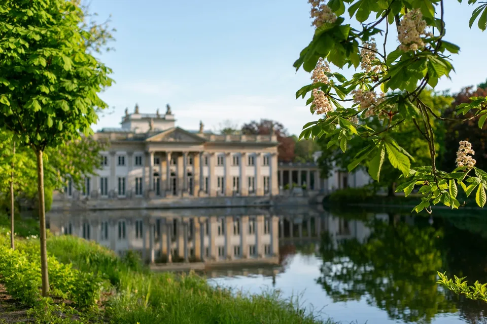 🇵🇱🏰 Escapada de 7 días a Cracovia y Varsovia ✈️