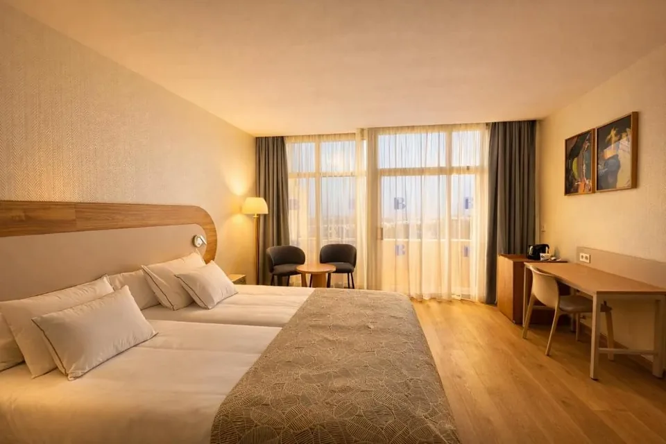 🌞 Lanzarote: 3 Noches en Hotel 4* + Vuelos