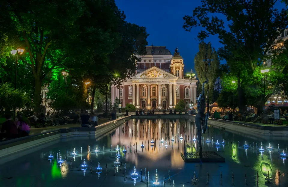 🇧🇬🏛️ Sofía: 3 noches + VUELOS