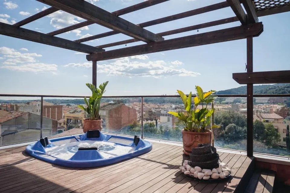 💐 Escapada a Histórico Hotel Balneario de Lujo en La Garriga