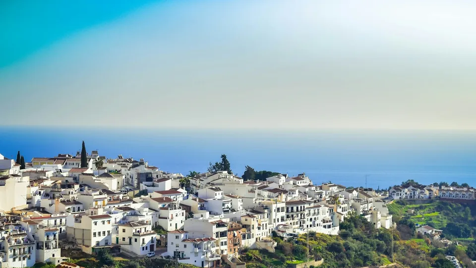 🐌 Precioso Hotel con forma de Caracol en Frigiliana