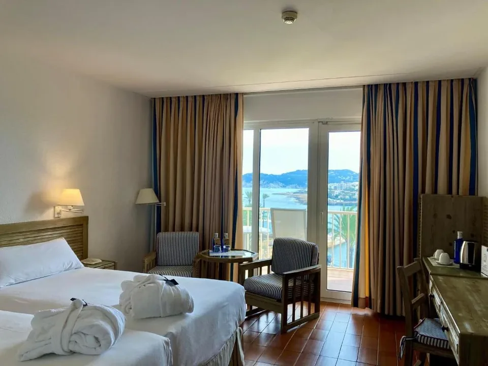 🥘 Jávea: 4 Noches + Hotel 4*