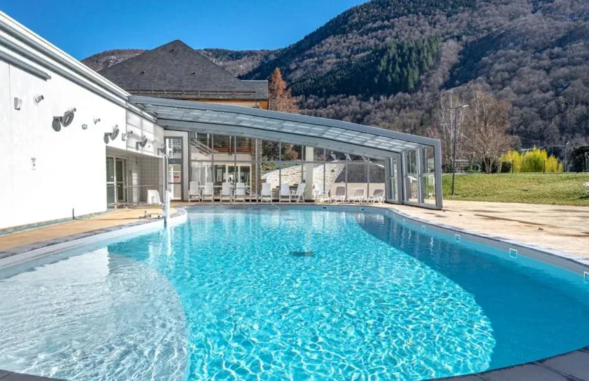 ⛰️Midi-Pirineos : Hotel 3* + Apartamento + Accesos a piscinas