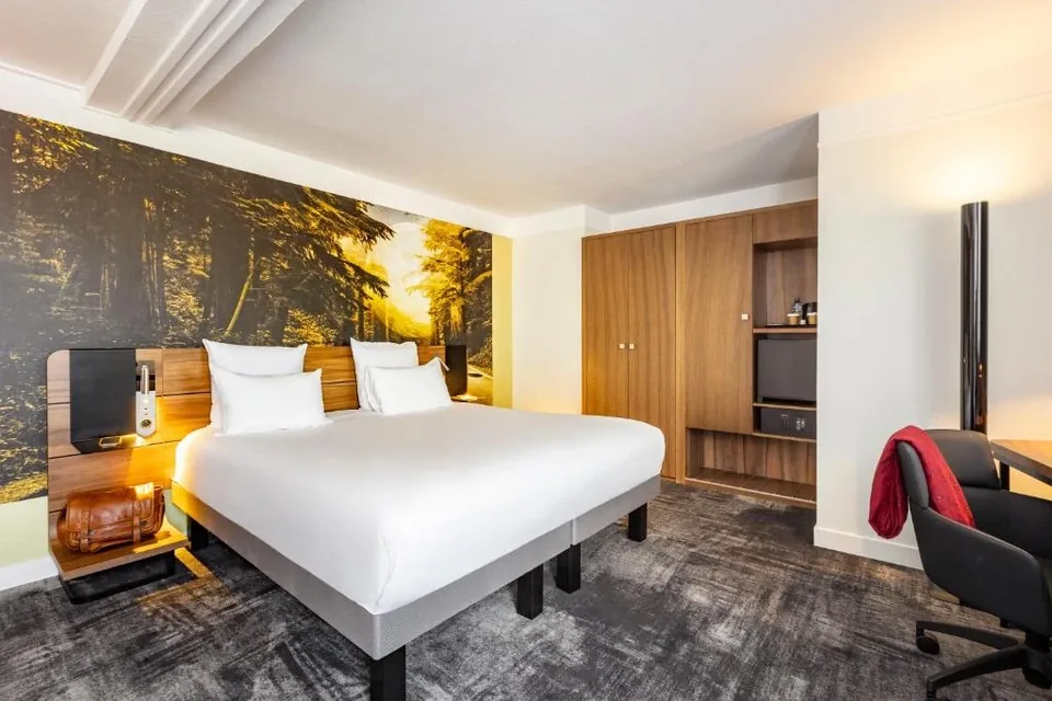 FR 🎄 Burdeos: Hotel 4* + Desayuno